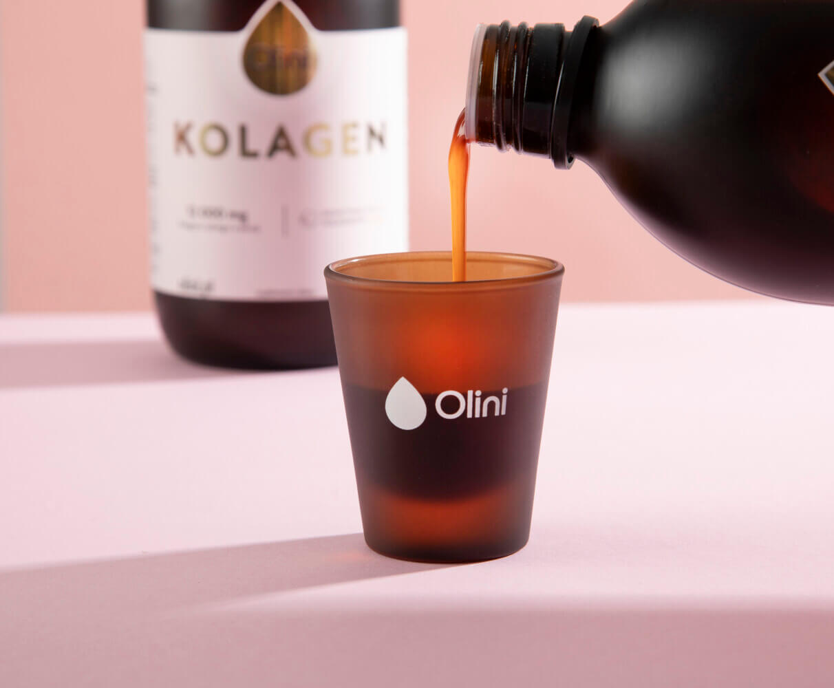 Kolagen na włosy - odkryj efekty suplementacji kolagenu do włosów